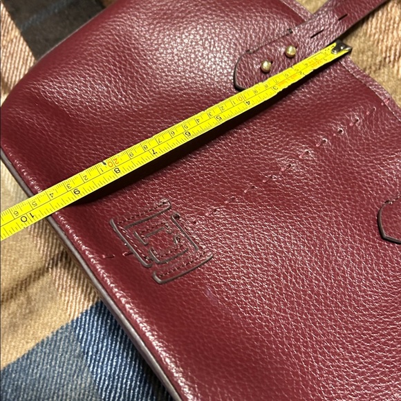 Liz Claiborne Leather Burgundy Shoulder Bag - Picture 8 of 12